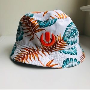 New Era Tropical Print Bucket Hat UMF